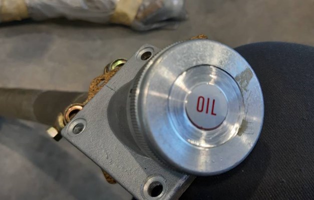 RACCORDO CARICO OLIO 